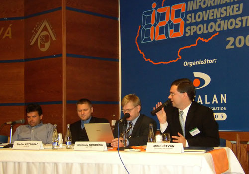 2i2s2005